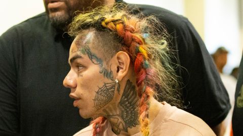 Tekashi 6ix9ine, rapero estadounidense.