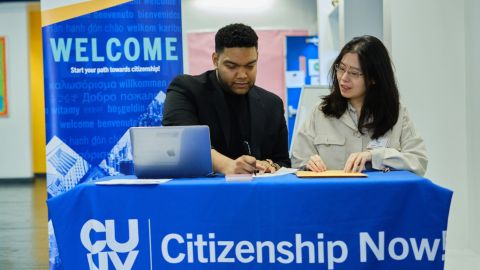 Los inmigrantes podrán contar con el apoyo de CUNY y otras organizaciones para sus procesos de asilo. /Cortesía