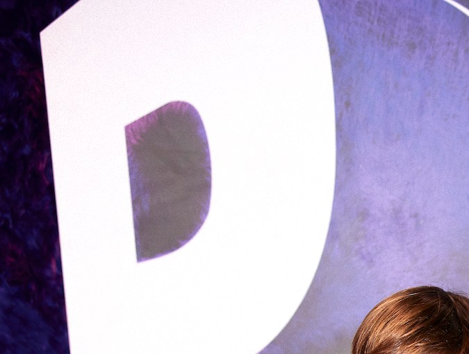 Shakira posando junto a sus hijos Milan y Sasha.