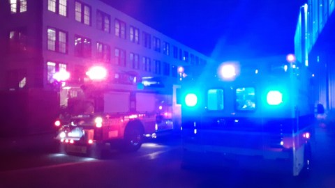 Ambulancia y bomberos en Nueva York/Archivo.
