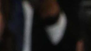 Kendall Jenner posando en el Gala del Met 2024.