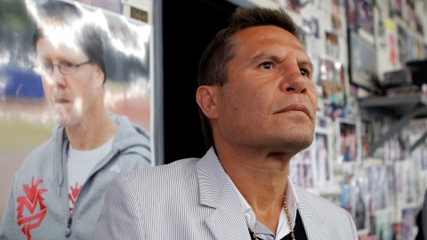 Julio César Chávez está preocupado por la salud de su hijo tras las adicciones que presenta.