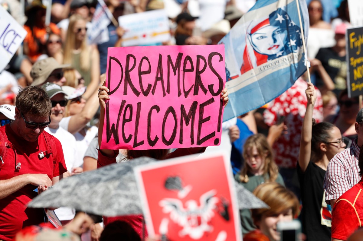 Celebrating 10 Years: TheDream.US Offers College Scholarships to Dreamers Without DACA for 2020