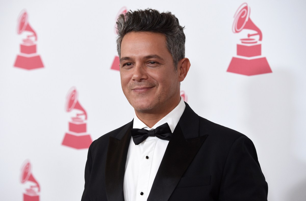 Alejandro Sanz está devastado por la muerte de dos seres queridos en la discoteca Jet Set, en Rep. Dominicana