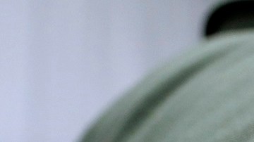 El libro 'Welcome the Wretched' ya está en librerías en EE.UU.