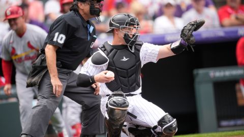 Umpire del home en un juego de las Grandes Ligas.