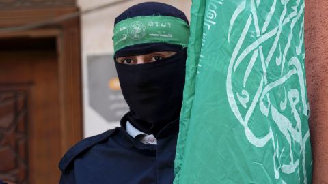 Hamás pide que Israel libere de sus cárceles, en principio más de mil, a cambio de los 134 rehenes.