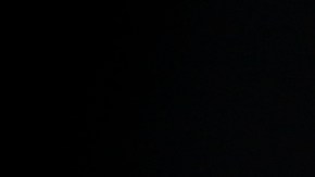 Matthew Perry posando.