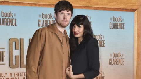 James Blake y Jameela Jamil son pareja desde hace varios años.