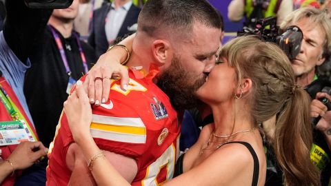 El jugador de los Kansas City Chiefs no está muy cómodo con el cariño de los fans de Taylor.