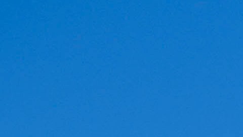 La Fuerza Aérea de Israel atacó en esa área una instalación en la que "se almacenaban grandes cantidades" de armas de Hamás.