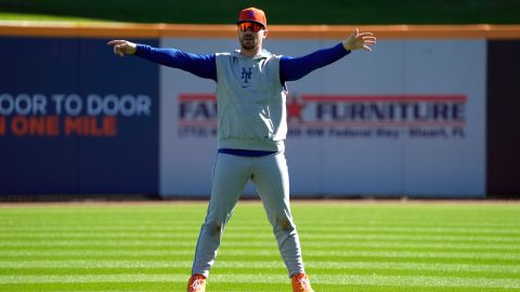 Pete Alonso durante el inicio de los entrenamientos con New York Mets.