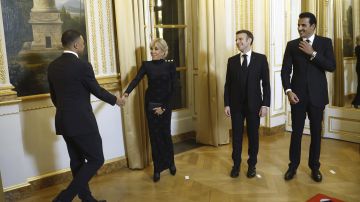 ¿Se queda en el PSG?: Kylian Mbappé asiste a una reunión con Emmanuel Macron y el Emir de Qatar