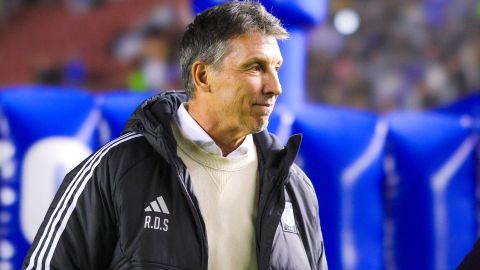 El entrenador de los Tigres de la UANL pidió disculpas por la patada que le propinó a Ditta.