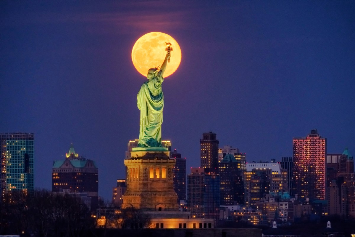 2024 Snow Moon: How to See It from New York and Around the World