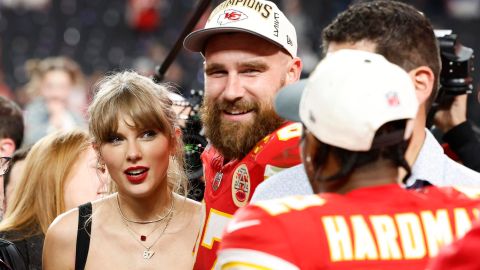 Travis Kelce y Taylor Swift 

JOHN G. MABANGLO