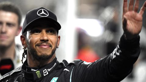 Confirmado por Ferrari: Lewis Hamilton se unirá al equipo en 2025, con un contrato de varios años