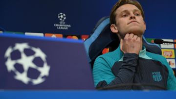 Frenkie De Jong descarga su molestia y frustración con la prensa durante su encuentro con los medios de comunicación antes del encuentro del FC Barcelona ante Napoli por Champions League.