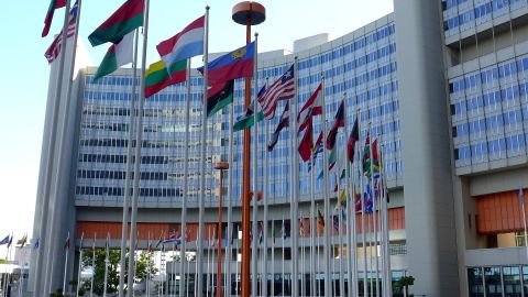 La presidencia del Consejo, en manos de Guyana, aceptó la petición rusa y convocó a sus quince miembros.
