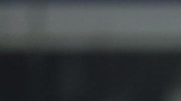 Timothy Weah (d) de Estados Unidos disputa el balón con Hirving Lozano de México en el partido de la final de La Liga de Naciones de la Concacaf.