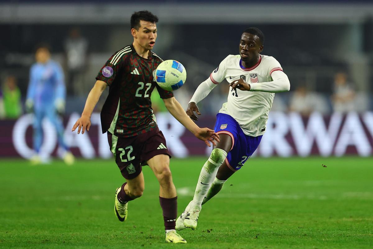 Hirving “Chucky” Lozano pide disculpas a la afición mexicana: “No se merecen esto”