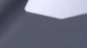 Thalía posando en una alfombra roja.