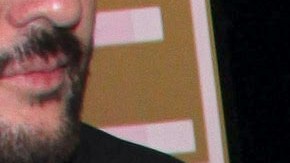 Sylvia Pasquel acompañando a su madre Silvia Pinal en febrero de 2023.