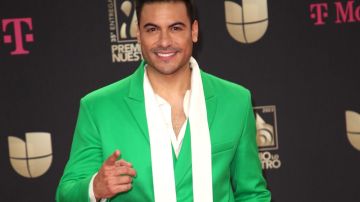 Carlos Rivera participando en un show.