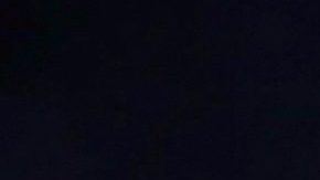 Luis Miguel actuando en un show.