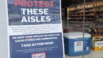 Piden ayuda de la comunidad para evitar robos en los supermercados de Nueva York.