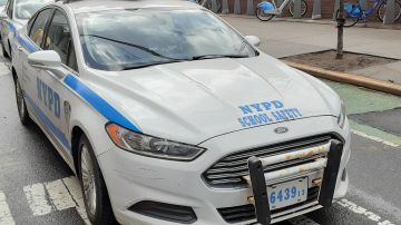 Patrulla escolar de NYPD.