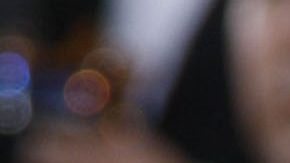 Johnny Depp posando.