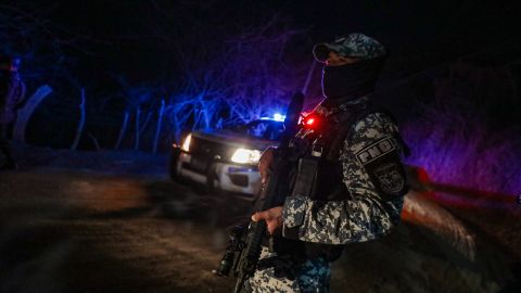 Nayib Bukele desplegó a 5,000 militares y policías en El Salvador para capturar a pandilleros