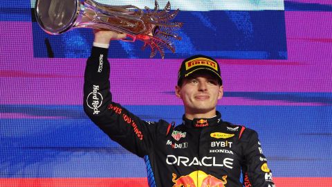 Max Verstappen luego de ganar el Gran Premio de Arabia Saudí de la Formula 1.