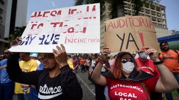 Protesta contra la Junta y la deuda en Puerto Rico