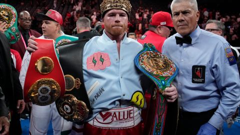 El boxeador mexicano ha sido nuevamente cuestionado por no enfrentarse contra David Benavídez.