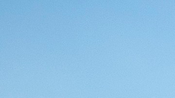 Exoficial de Aduanas condenado por permitir paso de migrantes desde México: décadas tras las rejas