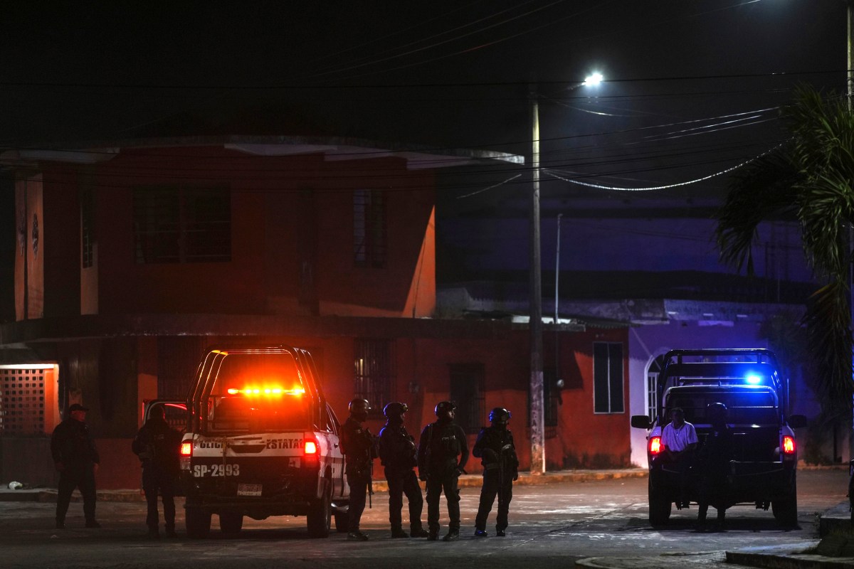 Hallan otras 16 personas que fueron presuntamente secuestradas por un grupo criminal al noroeste de México