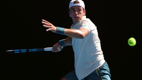 Arthur Cazaux durante un encuentro del Australian Open en 2024.