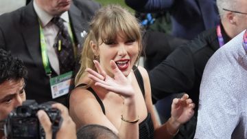 NFL prepara millonario contrato para que Taylor Swift cante en el medio tiempo del Super Bowl 2025