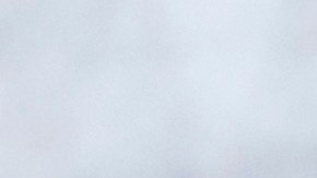 Los palestinos hacen fila para recibir una comida gratis en Rafah, Franja de Gaza.