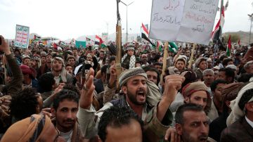 Los hutíes tomaron el control de la capital de Yemen, Saná, en septiembre de 2014, lo que provocó la huida del gobierno yemení.