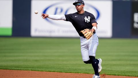 Oswald Peraza durante un encuentro ante Tampa Bay Rays en el Spring Training 2024.