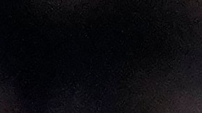 Stephen Curry celebra tras anotar de tres puntos durante un encuentro ante Milwaukee Bucks.