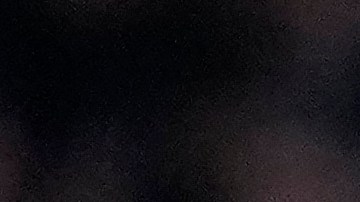 Stephen Curry celebra tras anotar de tres puntos durante un encuentro ante Milwaukee Bucks.