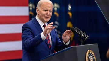 El presidente Joe Biden pronuncia un discurso sobre atención médica en un evento en Raleigh, Carolina del Norte.