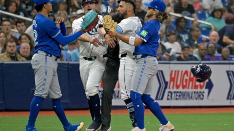 Latinos Génesis Cabrera y José Caballero casi se van a los golpes en el Blue Jays vs Rays