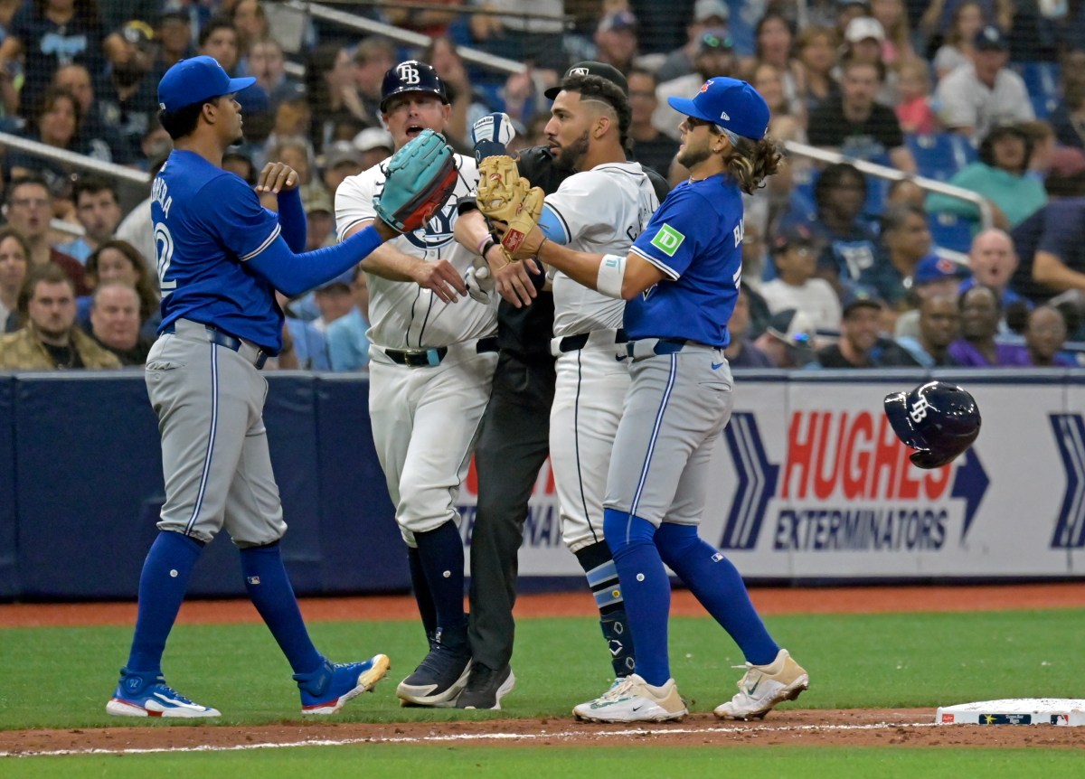 Latinos Génesis Cabrera y José Caballero casi se van a los golpes en el Blue Jays vs Rays