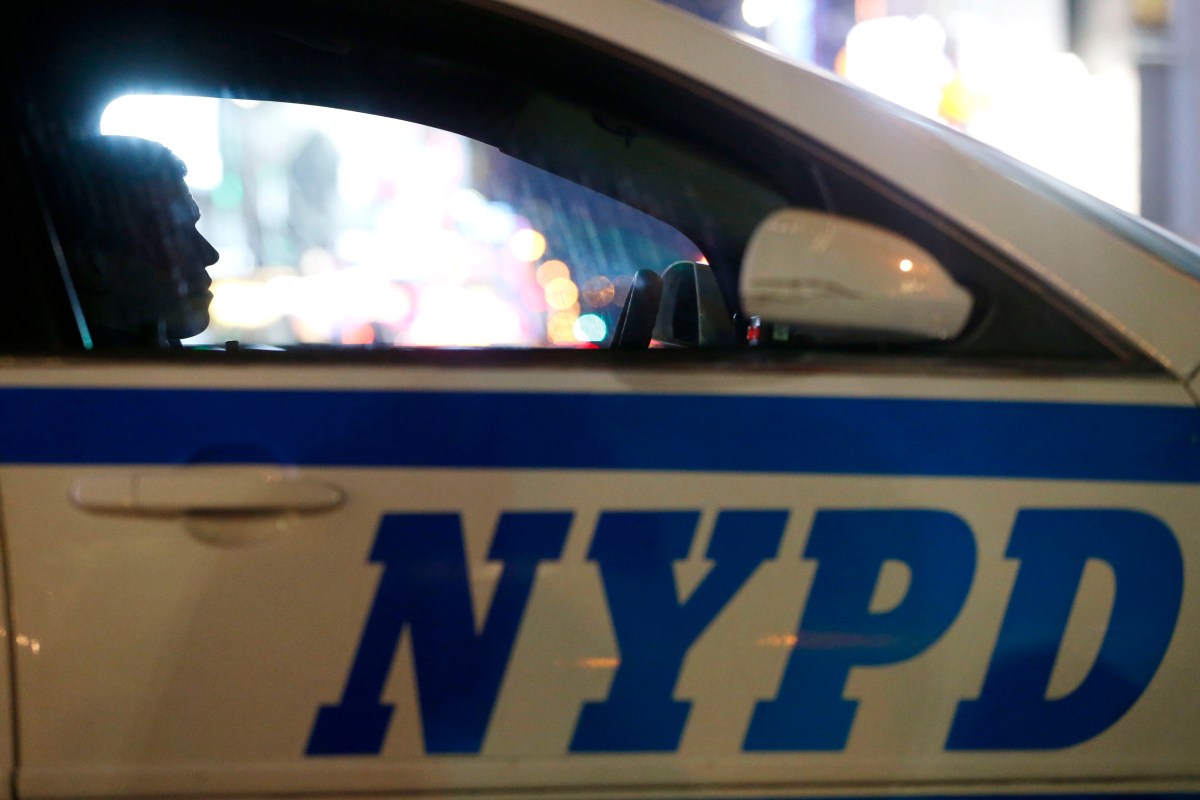 Exoficial hispana de NYPD que supuestamente vendía fentanilo mientras estaba de servicio, acusada de cargos de drogas