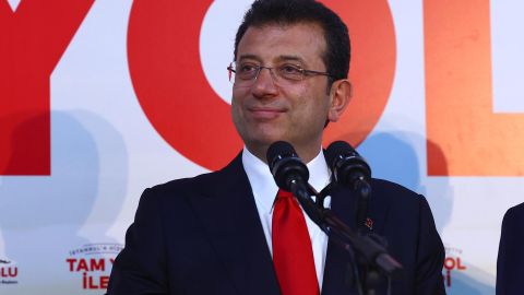 Ekrem Imamoglu, se proclamó ganador de las elecciones municipales en la ciudad.